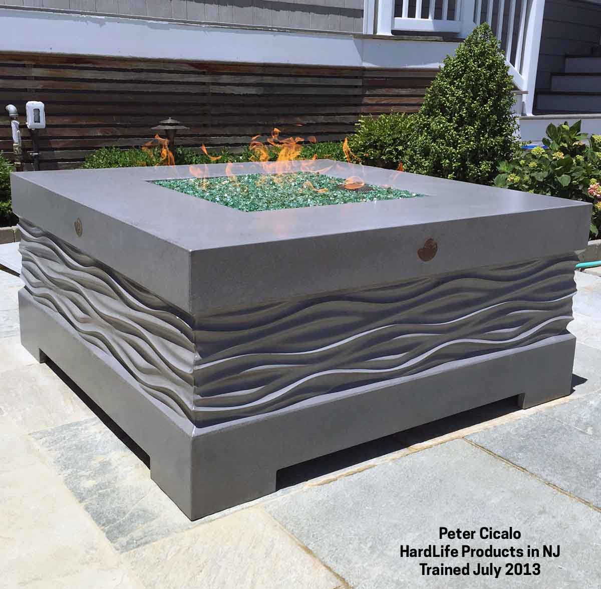 concrete-firepit-wave-Peter-Cicalo-GFRC-training-course